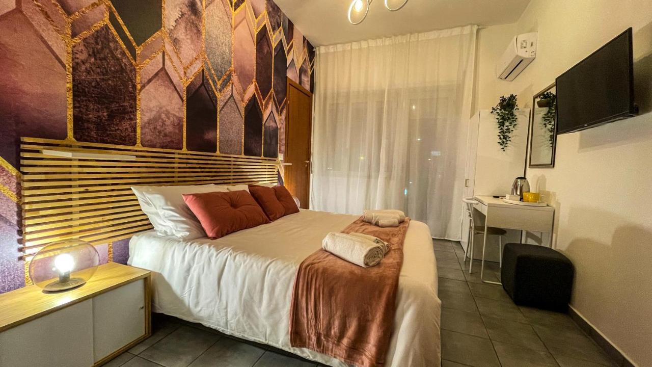 Cinquestanze Hotel Cosenza Bagian luar foto