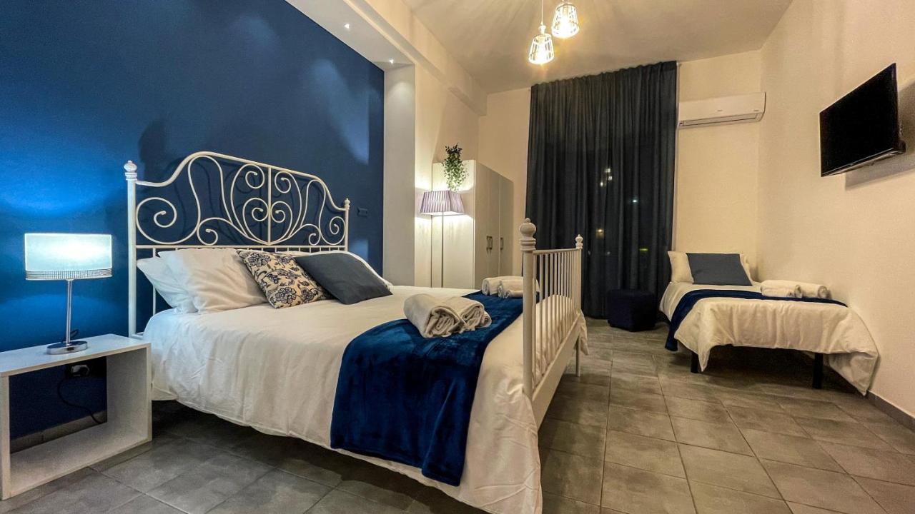 Cinquestanze Hotel Cosenza Bagian luar foto