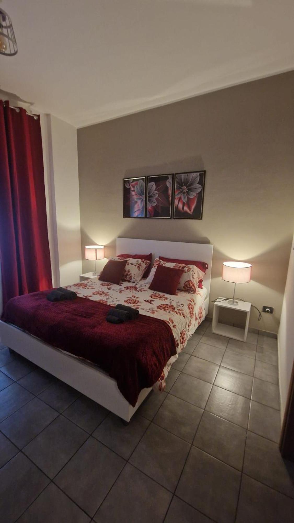 Cinquestanze Hotel Cosenza Bagian luar foto
