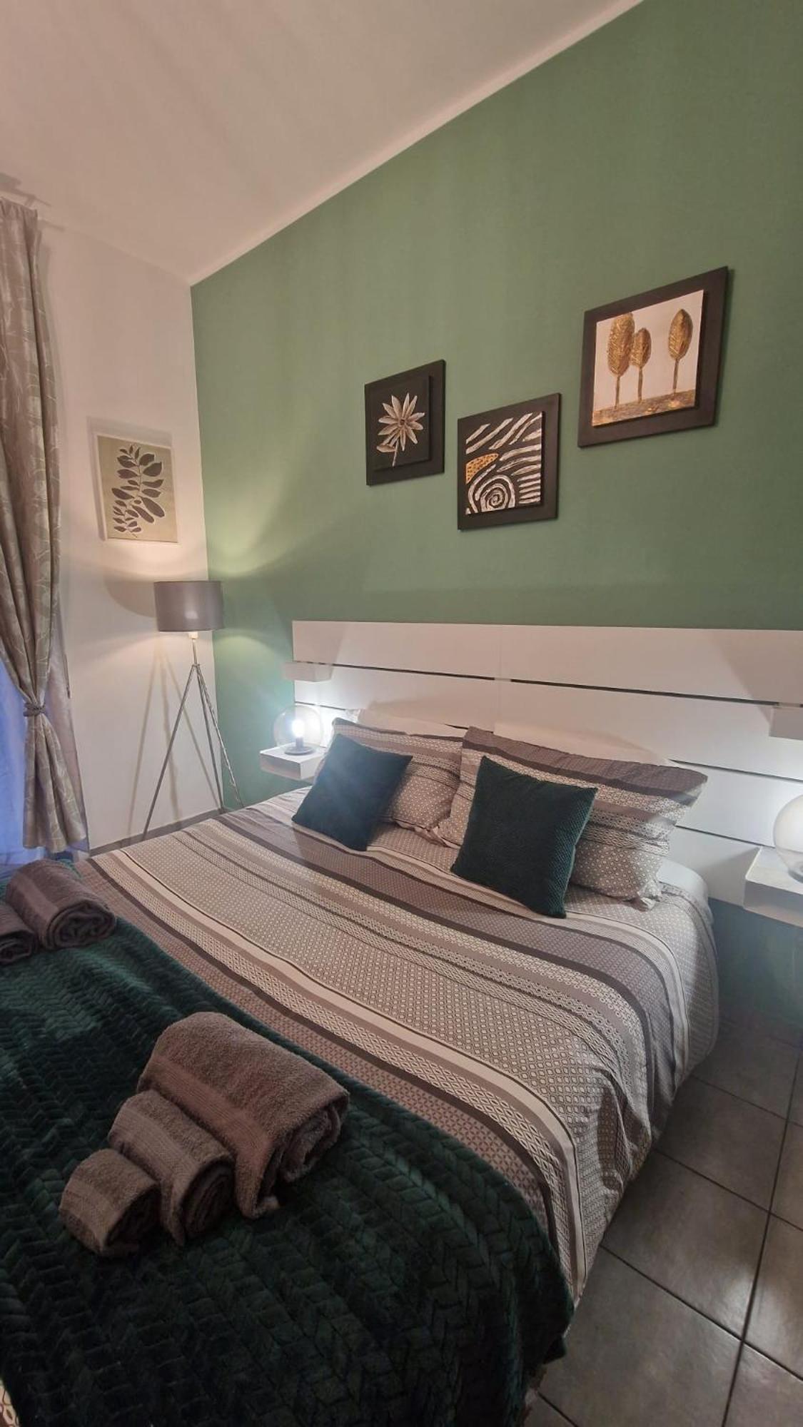 Cinquestanze Hotel Cosenza Bagian luar foto